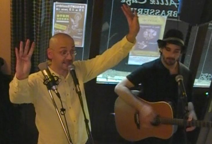 Realta duo duo celtique dans une brasserie